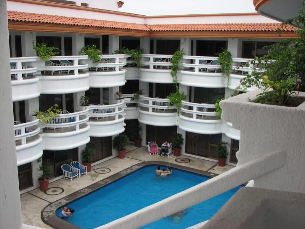 Hotel Y Suites Plaza Manzanillo Exterior foto