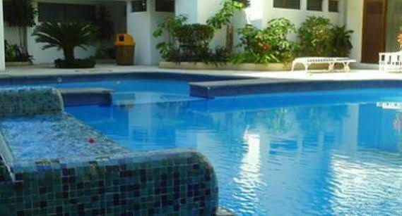 Hotel Y Suites Plaza Manzanillo Exterior foto